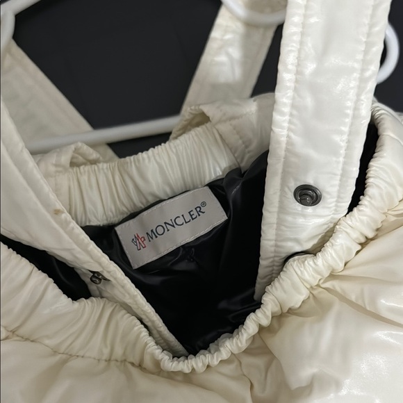 Moncler Kids White Puffer Pants - Picture 2 of 6